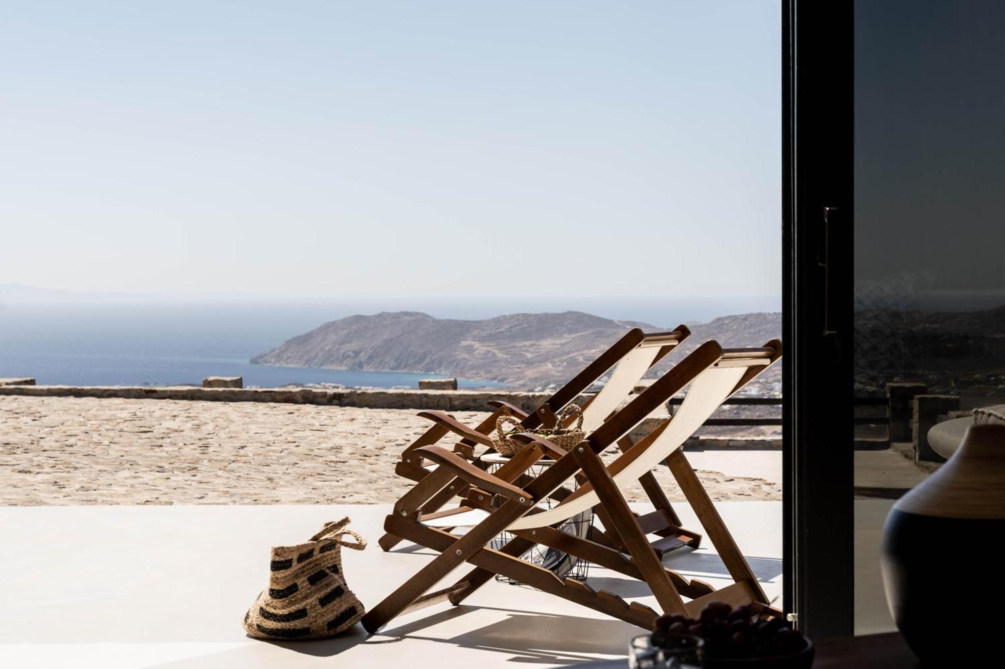 Makani Suites Ano Mera Exterior photo